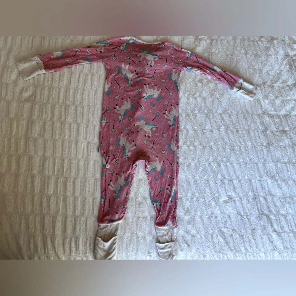 Little Sleepies Unicorn Zippy Pajamas 6-12M - Picture 7 of 7
